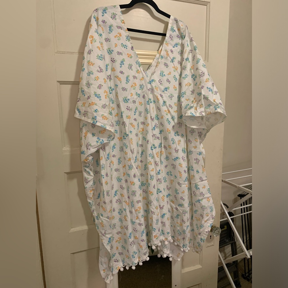 White floral caftan with Pom Pom Trim
